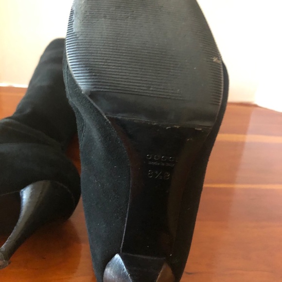 Black Suede Gucci Boots- Knee high sock style - Picture 4 of 13